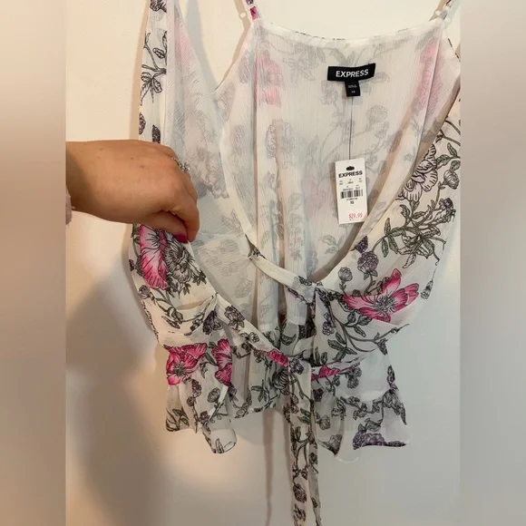 Express Floral Pink & White Wrap Peplum Tank Top Size XS - Picture 8 of 8